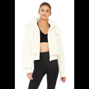Alo Yoga Foxy Teddy Sherpa Jacket NWOT